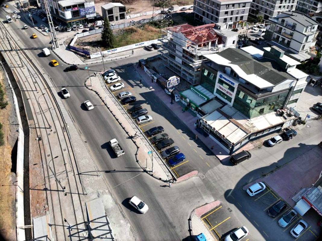 Raylar döşendi, elektrikler verildi: İşte yeni tramvay hattı! 16